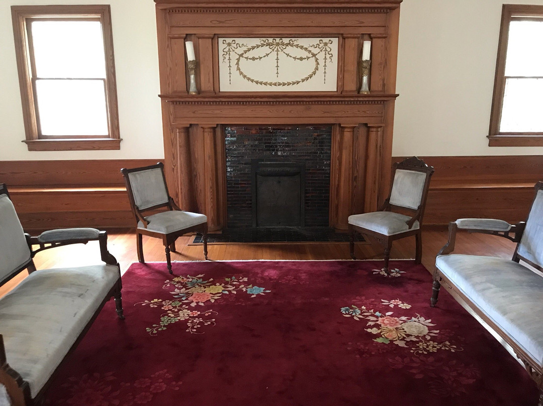 The Crescent-瓦尔多斯塔必去景点