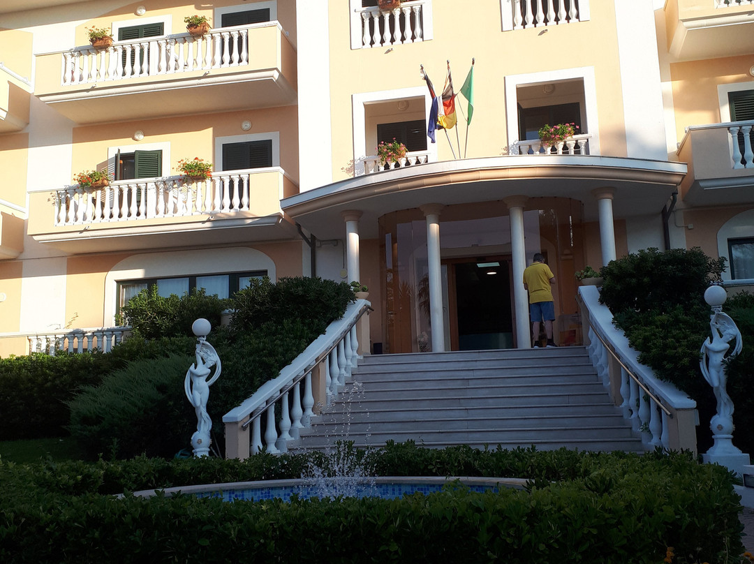 Hotel Adria主图