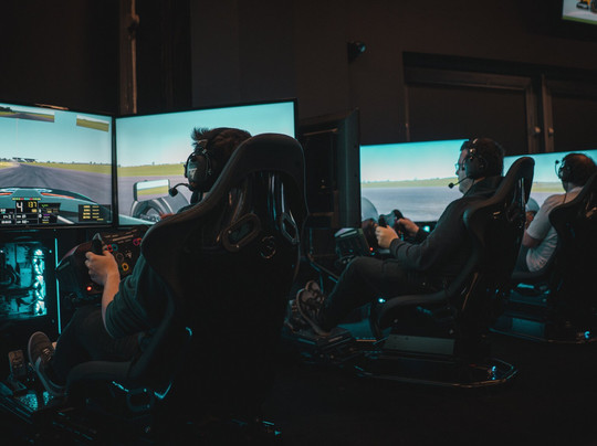 Simply Race-米尔顿凯恩斯必去景点