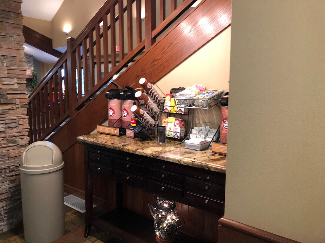 AmericInn by Wyndham Monmouth主图