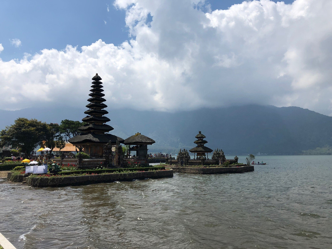 Vihara Mahavira Bedugul Baturiti景点图片