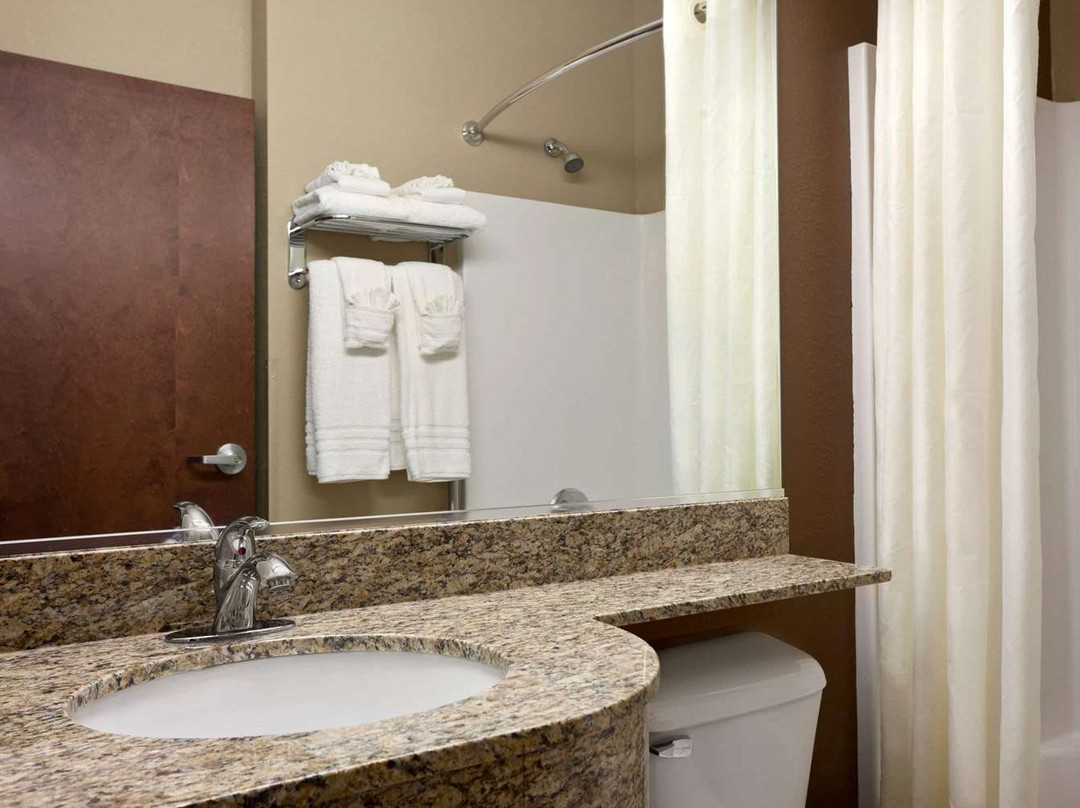 Microtel Inn & Suites by Wyndham St Clairsville主图