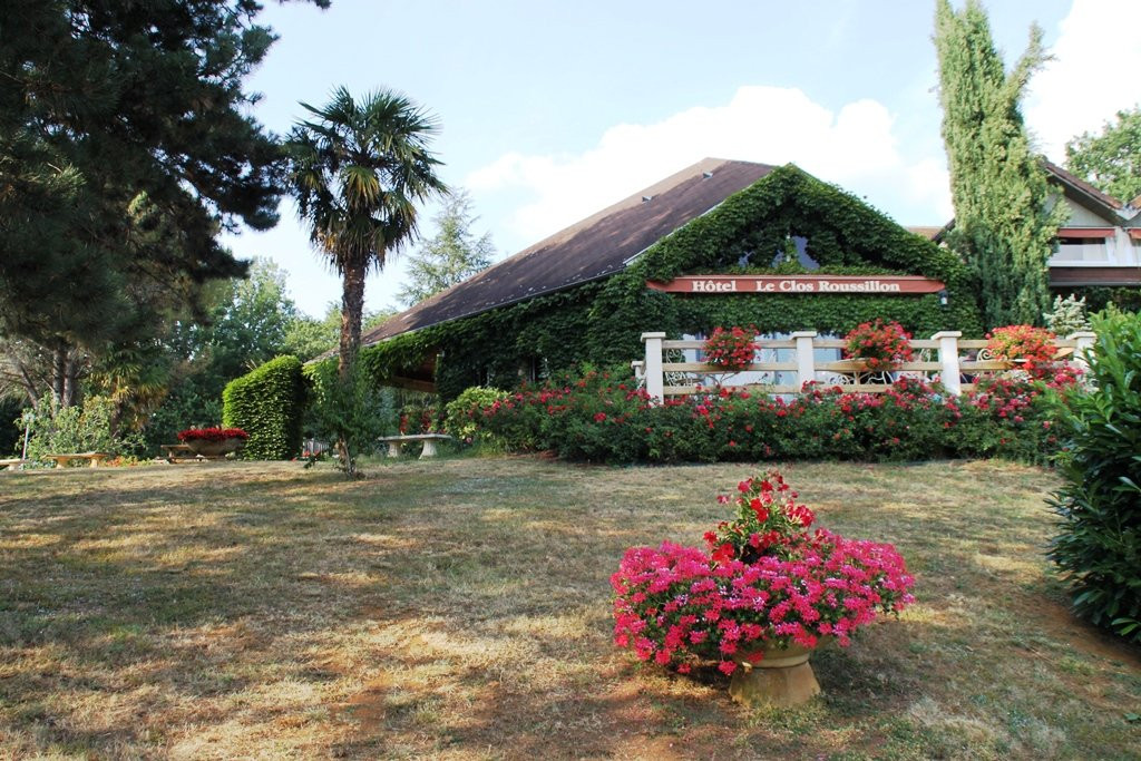 Hotel Le Clos Roussillon主图