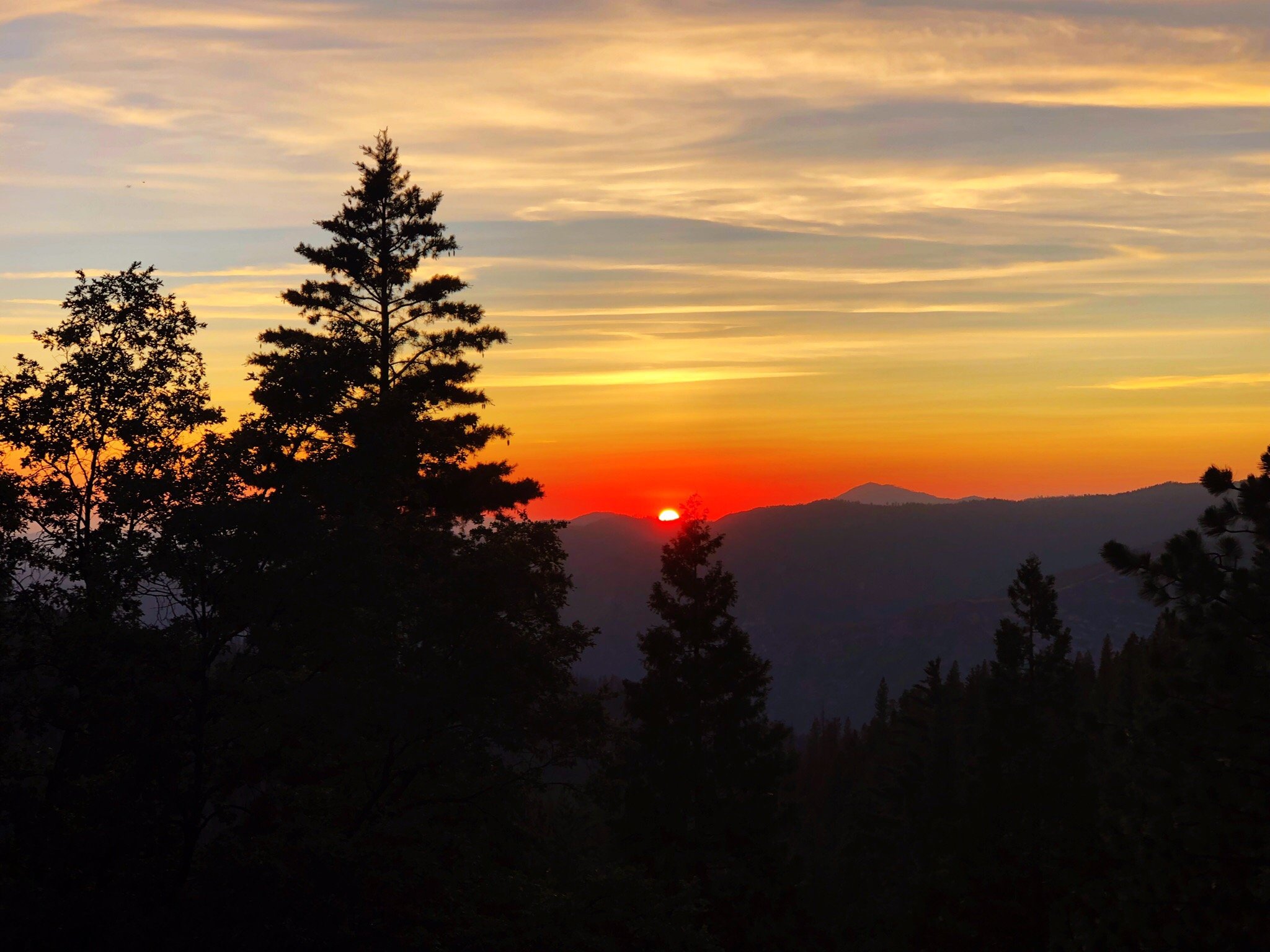 Yosemite West High Sierra Bed and Breakfast-官方
