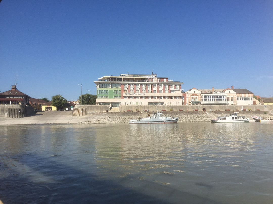 Szent Janos Hotel主图