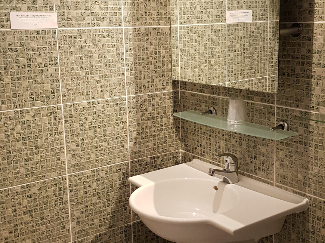 Hôtel Les Voyageurs主图