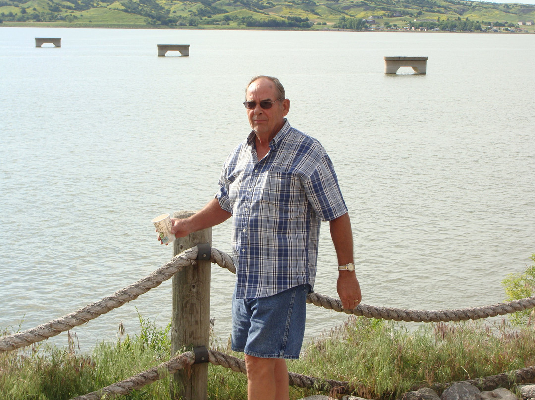 A Bridge View Inn主图