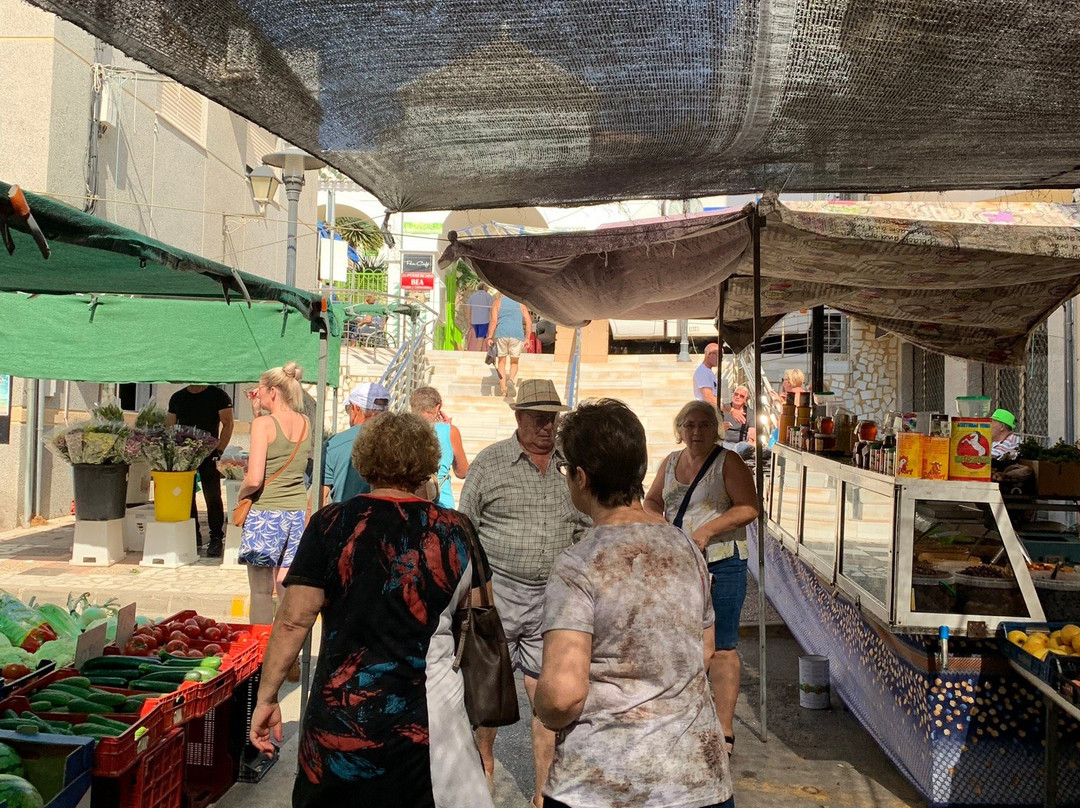 Weekly Street Market景点图片