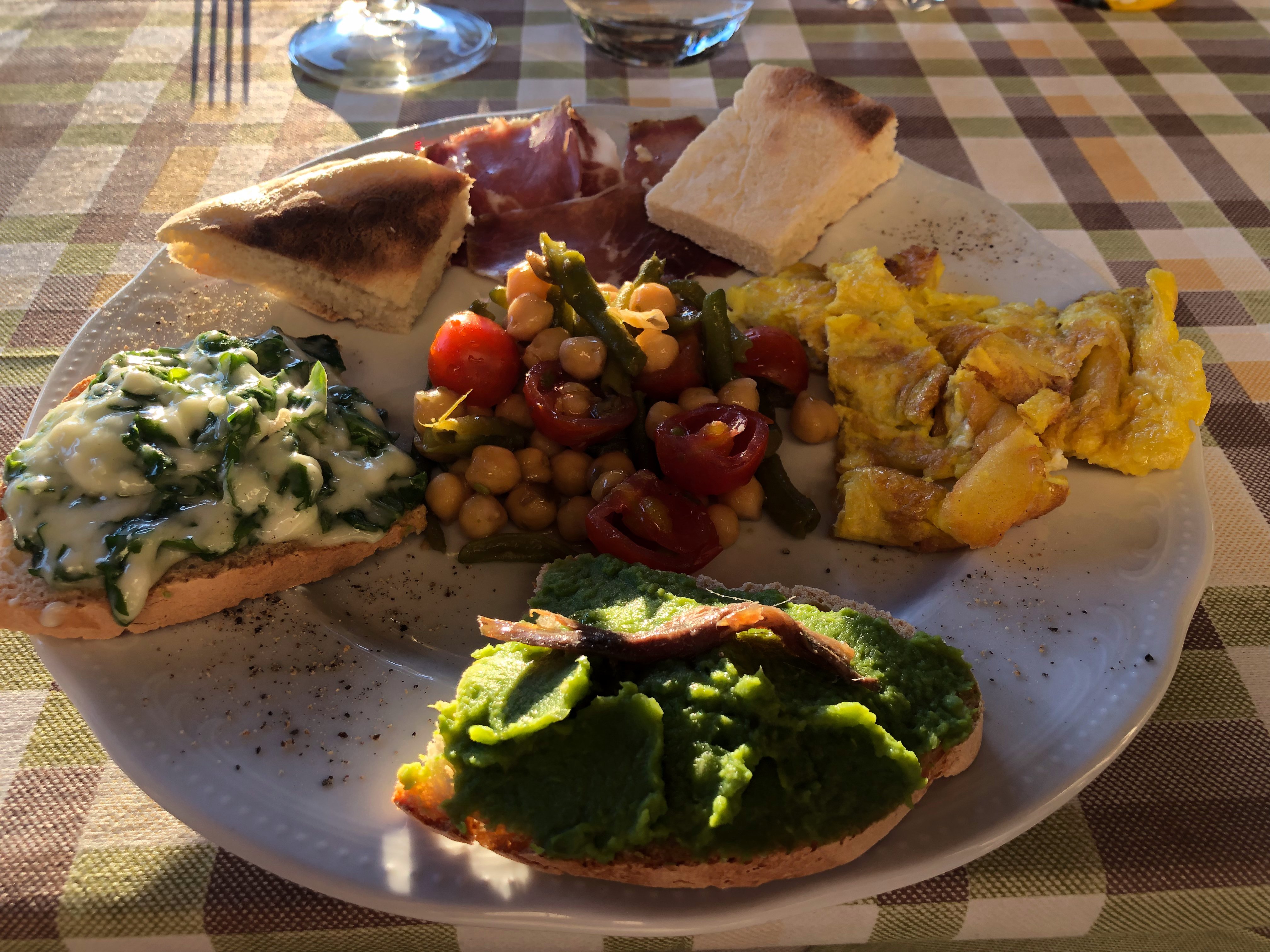 Country House Poggio Fiorito-餐饮