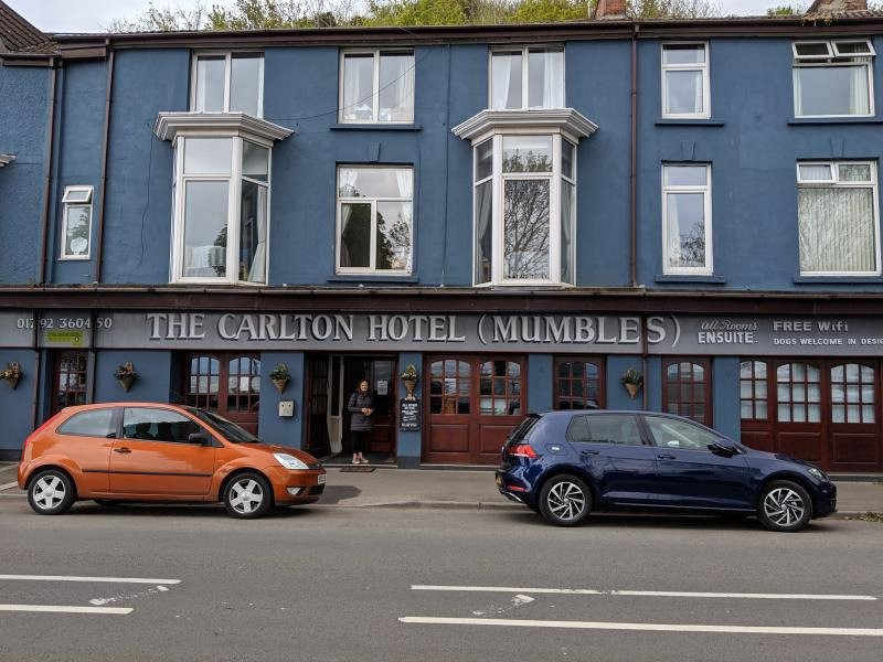 Carlton Hotel主图
