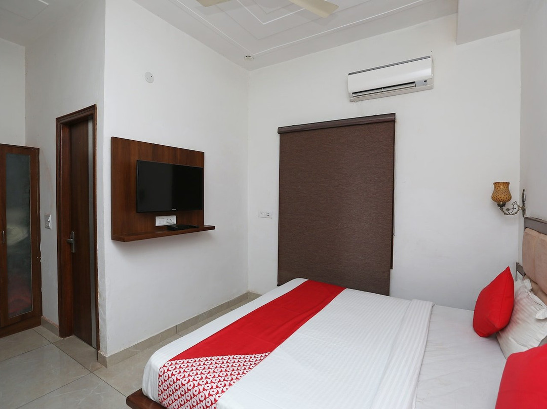 Hotel Kings Retreat主图