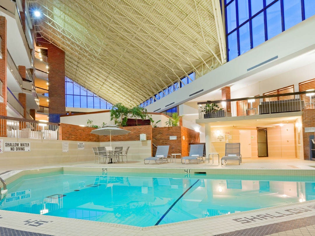 奥克维尔酒店住宿-奥克维尔中心假日酒店