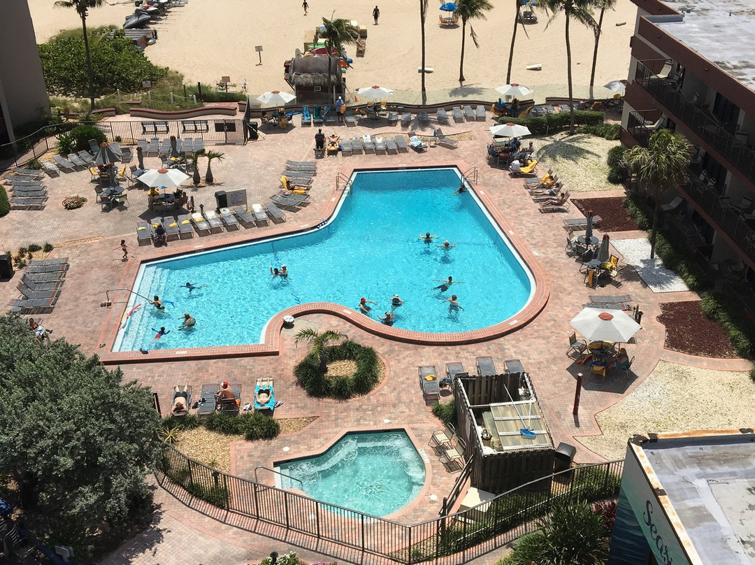 Lighthouse Cove Resort主图