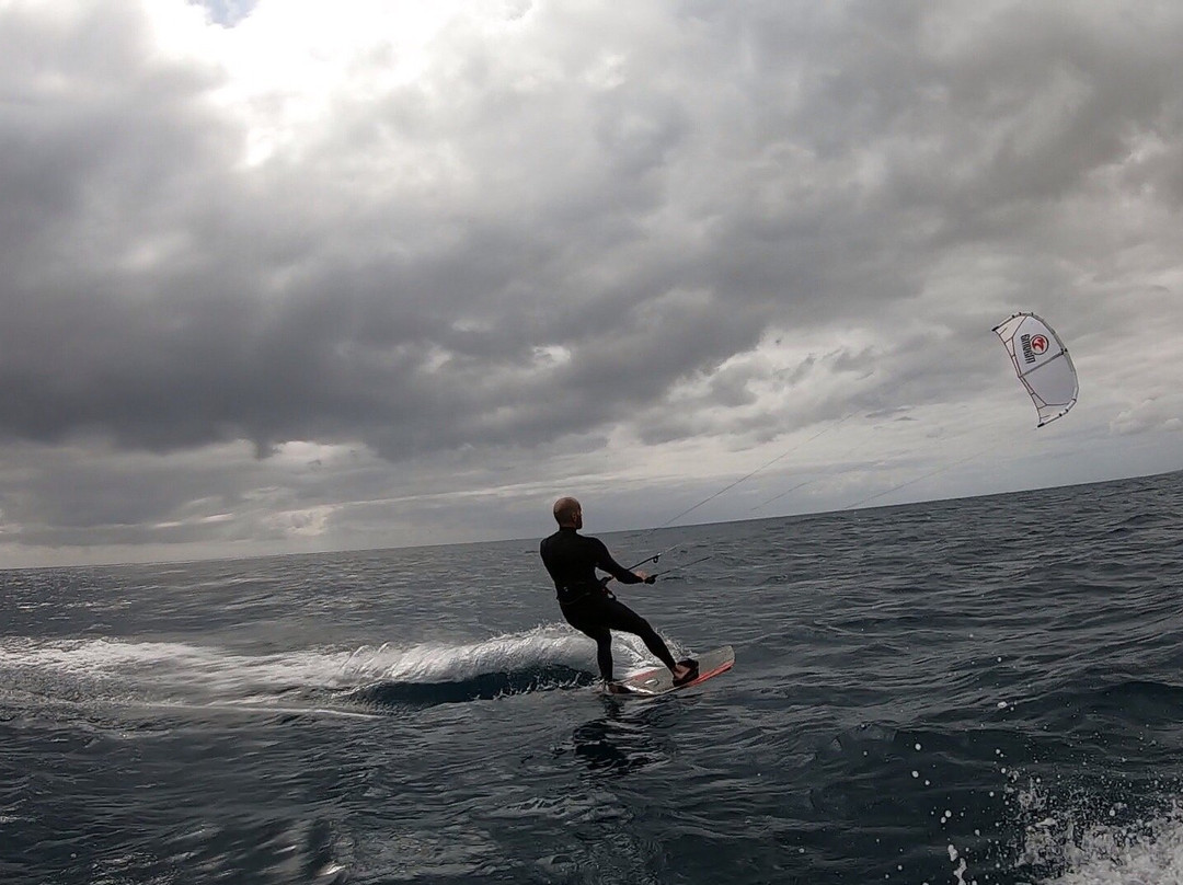 MAGMA  Kitesurf School Fuerteventura-拉哈雷斯必去景点