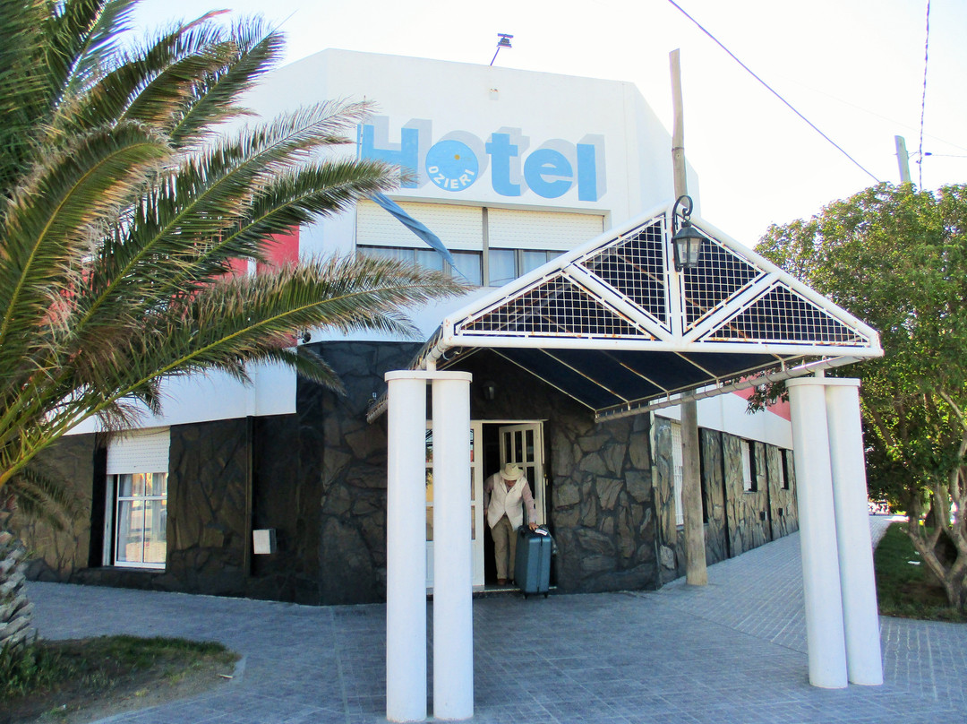 San Antonio Este酒店住宿-Hotel Ozieri