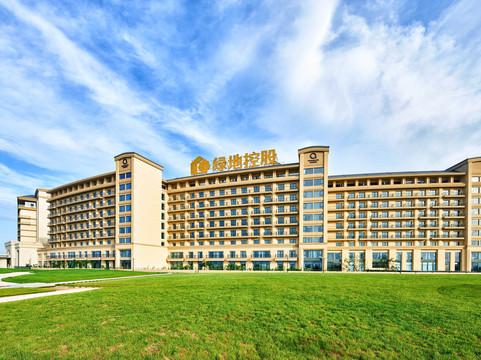 上海三甲港绿地铂骊酒店（浦东机场店）主图