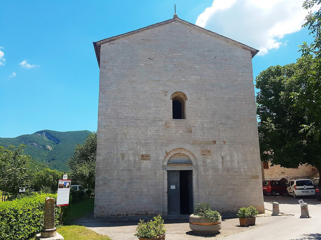 Abbazia San Vincenzo al Furlo景点图片