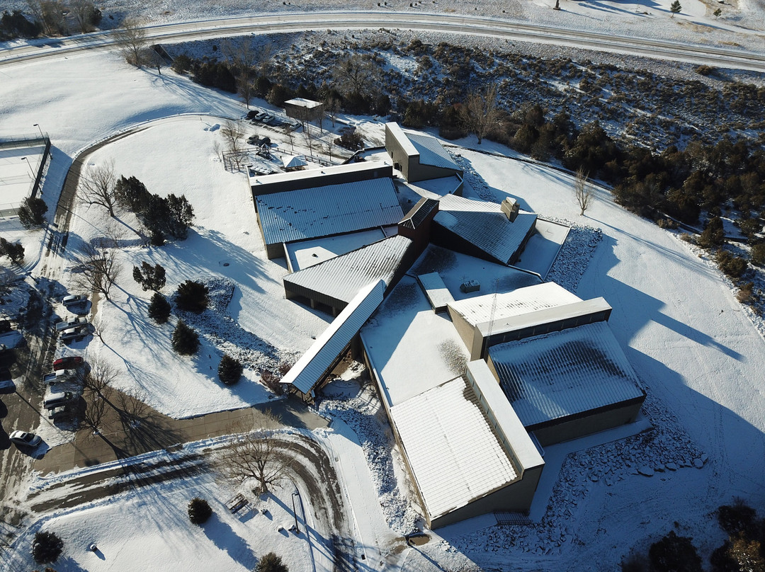 Grand Valley Recreation Center-Parachute必去景点