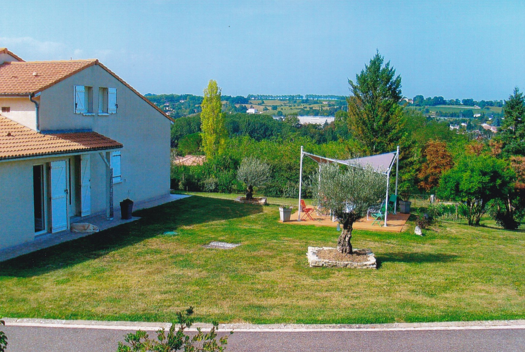 Chambre D'hotes a Nerac-餐饮