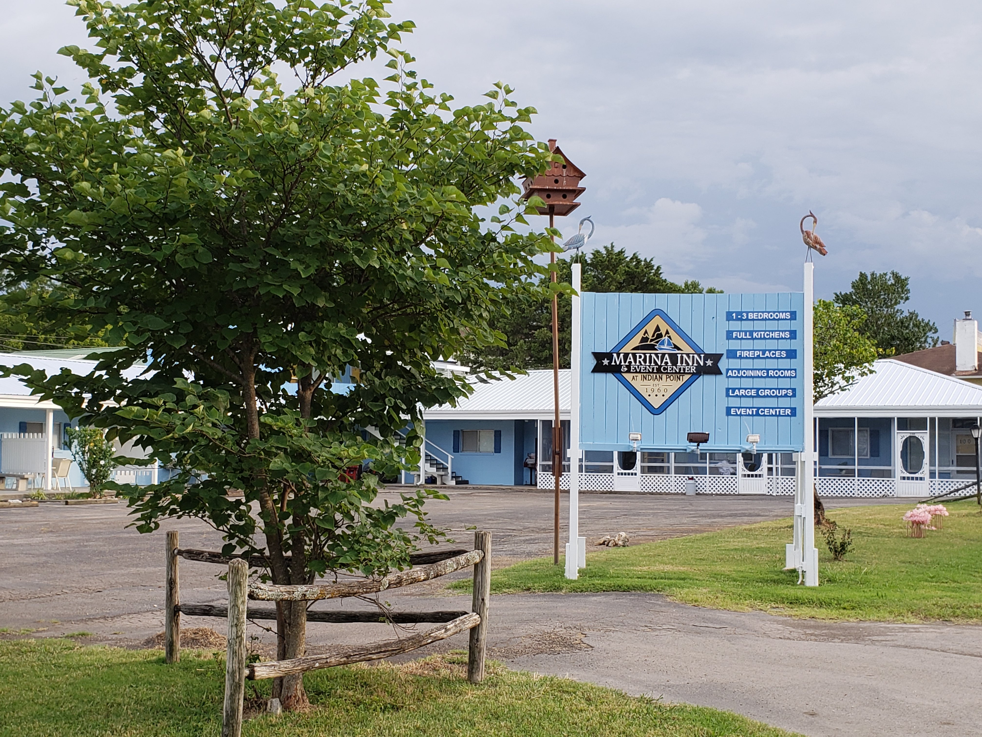 Marina Inn & Event Center-官方