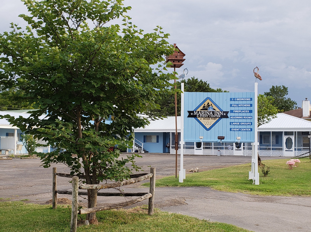 Lampe酒店住宿-Marina Inn & Event Center