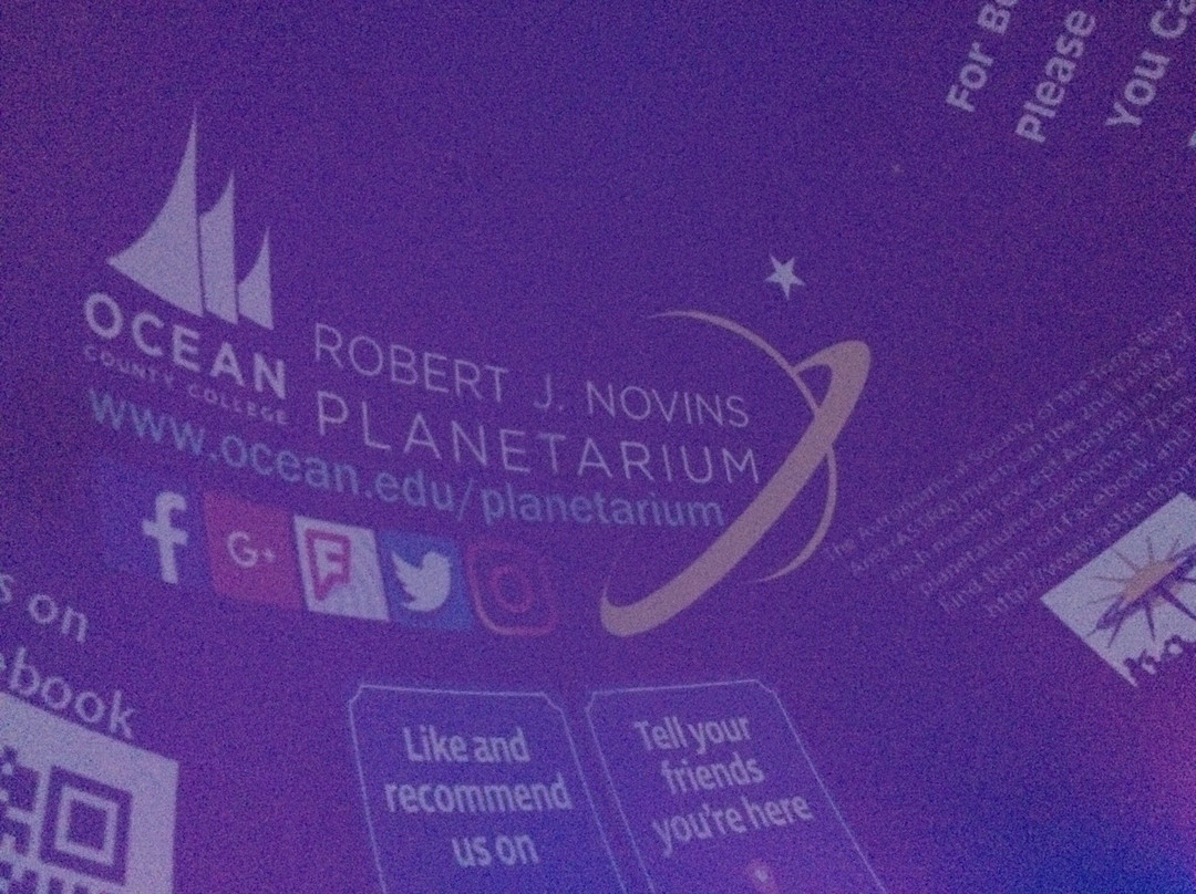 The Robert J. Novins Planetarium景点图片