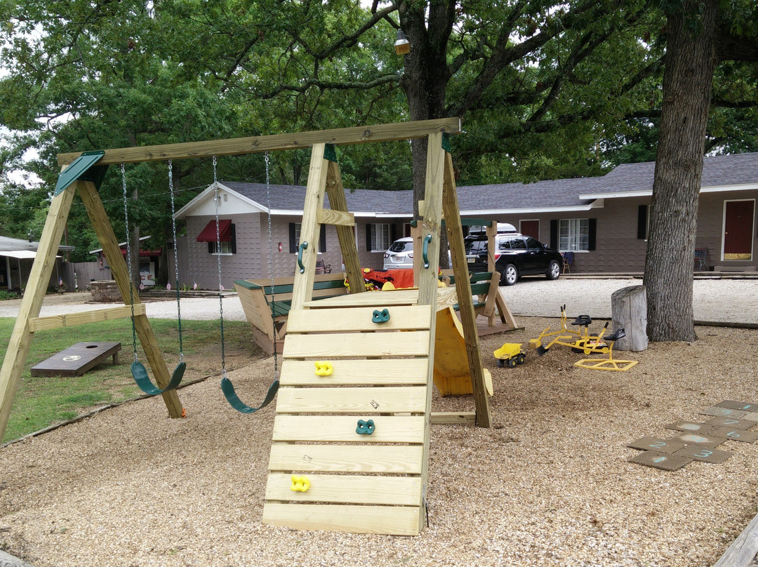 Double Oak Resort on Table Rock Lake主图