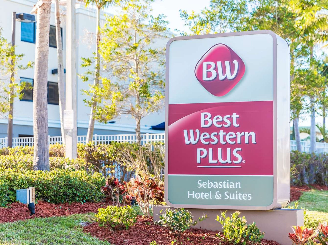 塞巴斯蒂安贝斯特韦斯特普勒斯套房酒店主图