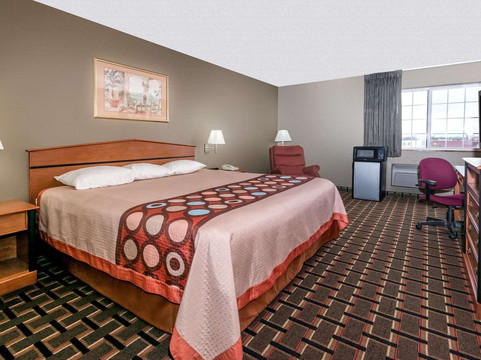 渥太华速8酒店主图