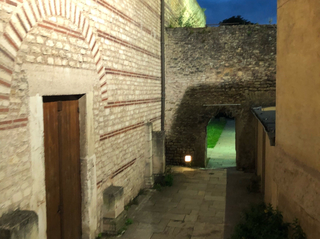Saint Pierre aux Nonnains Basilica-梅斯必去景点