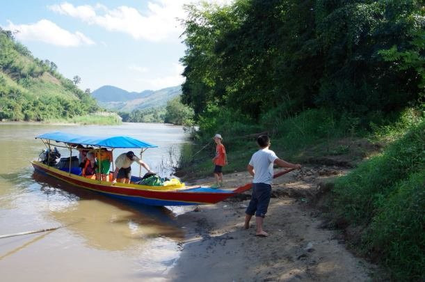 Tha Ton Boat Trip