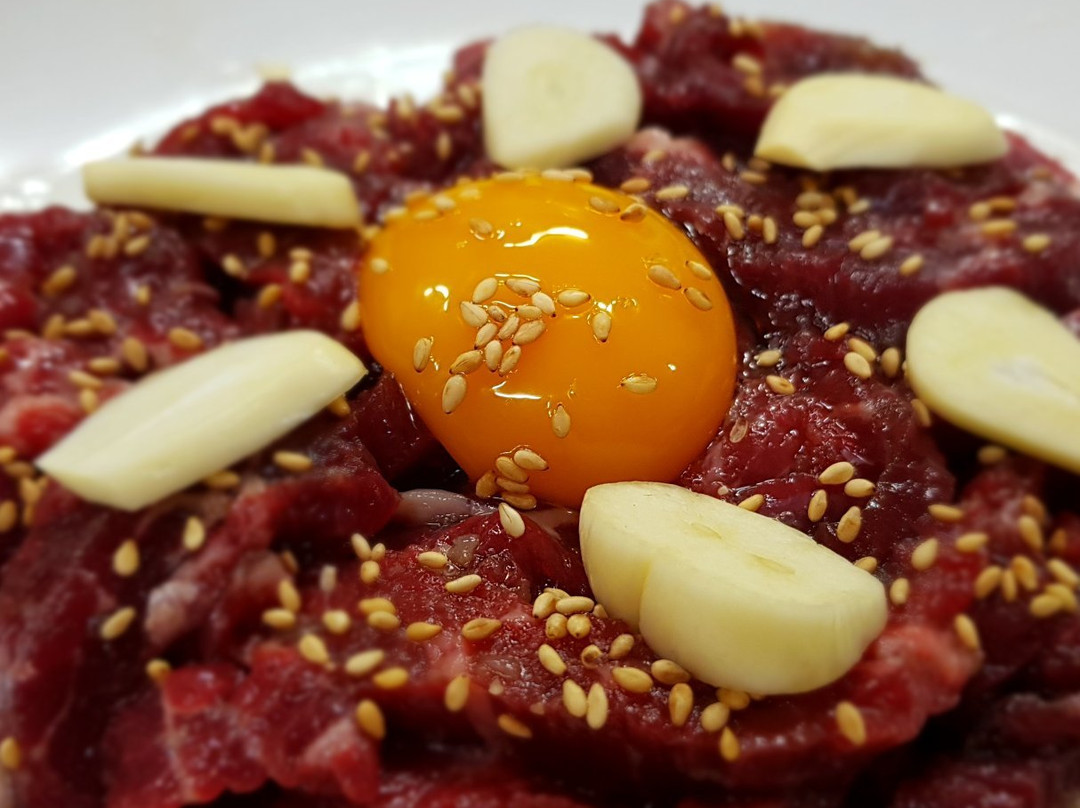 灵岩郡餐馆和美食-Pig Our