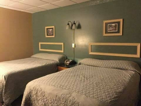 Greshams Lake View Motel主图