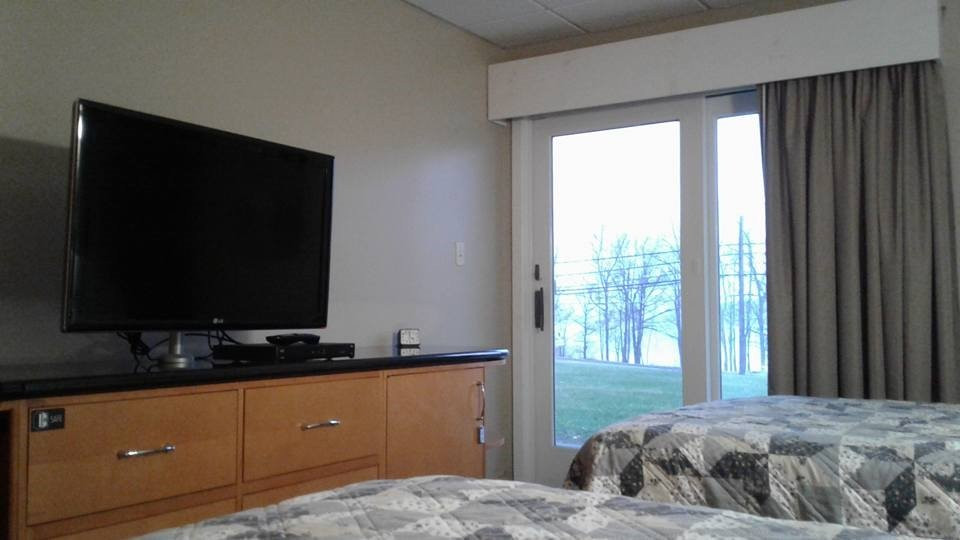 Greshams Lake View Motel主图