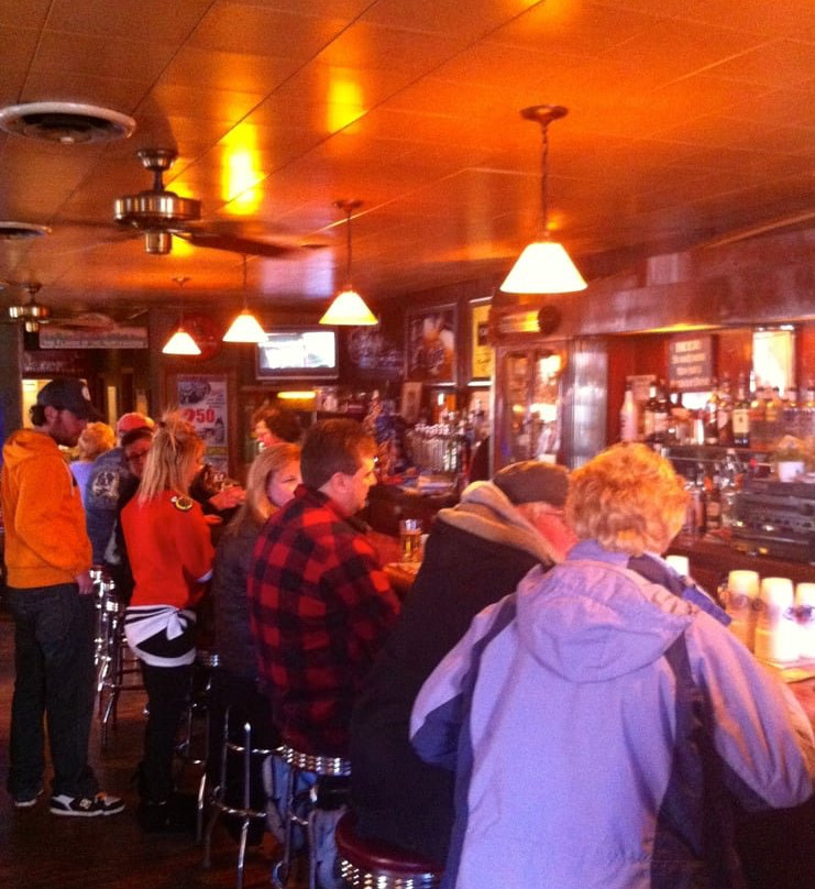 Charlies-Grayslake必去景点