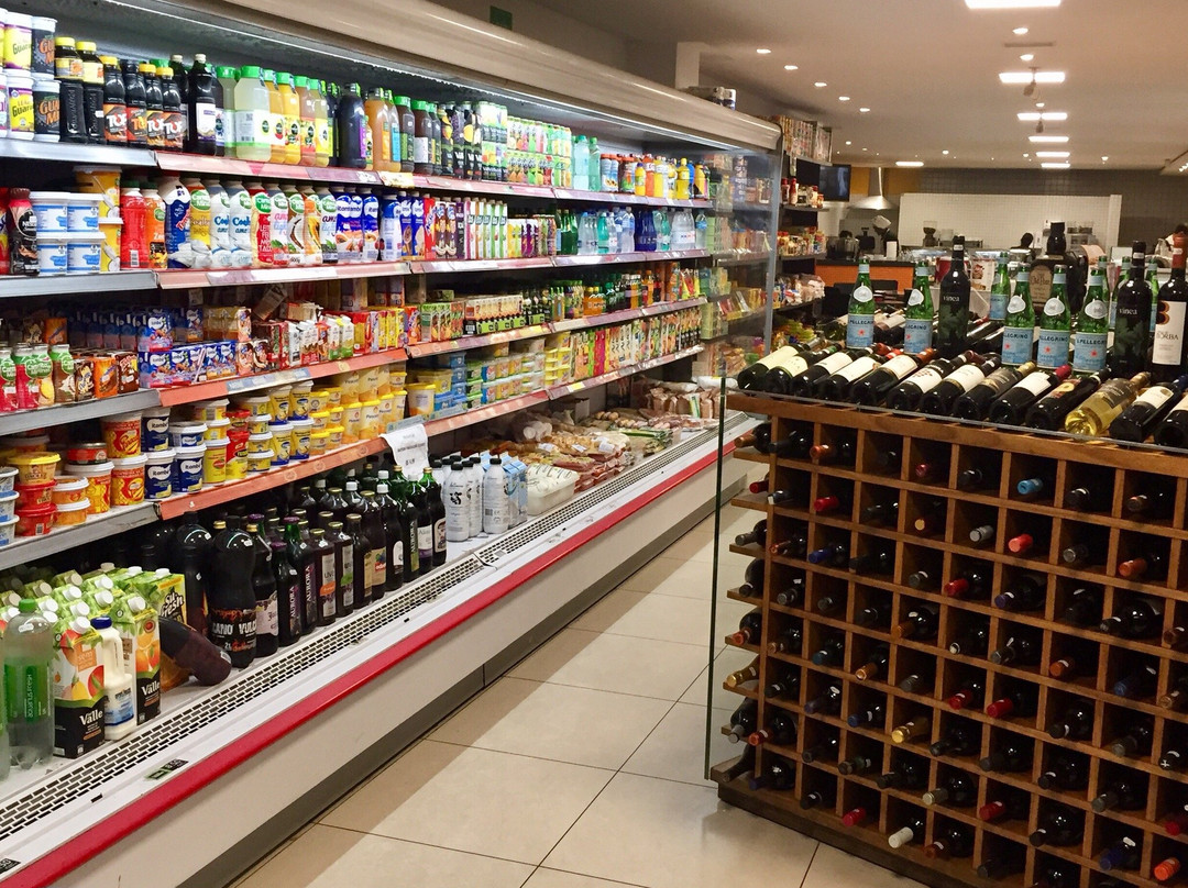 Venitalia Paes e Gastronomia