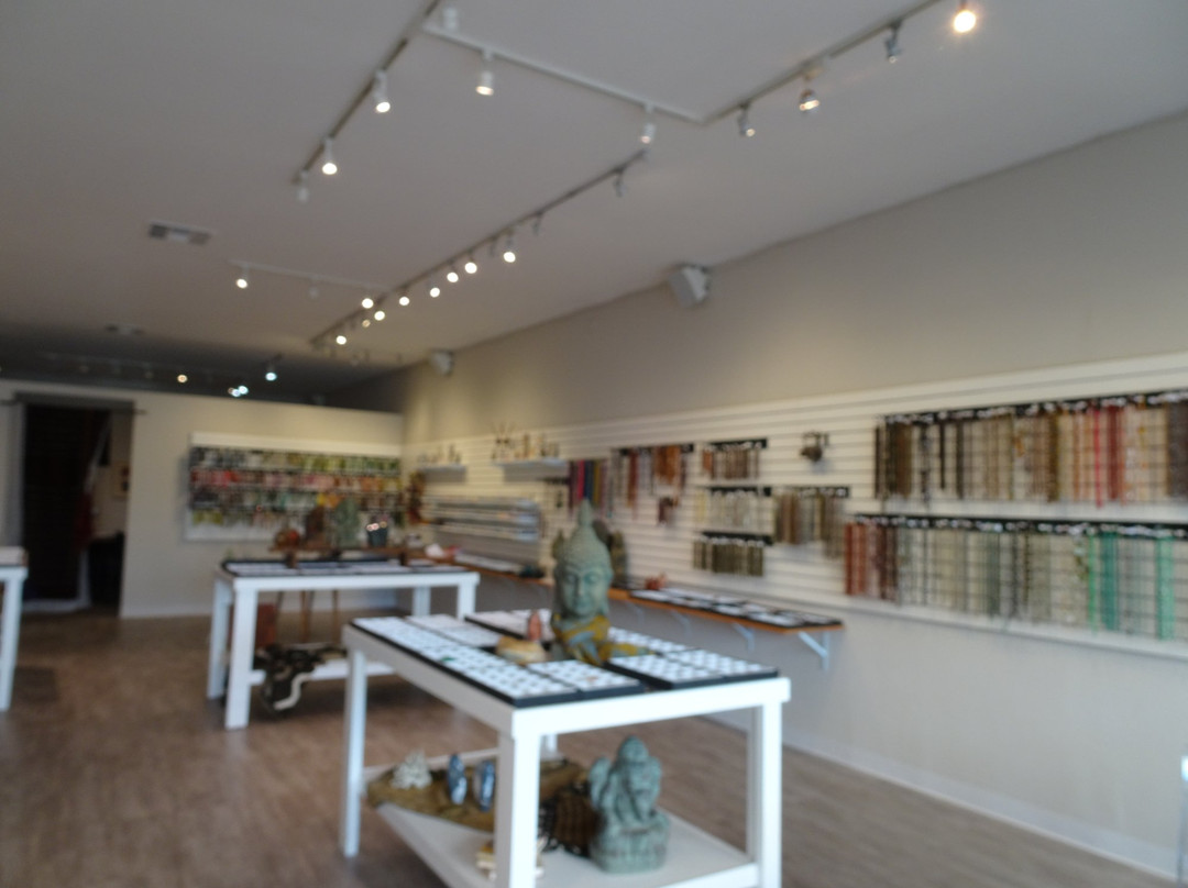 Oskadusa Beads-索拉纳海滩必去景点