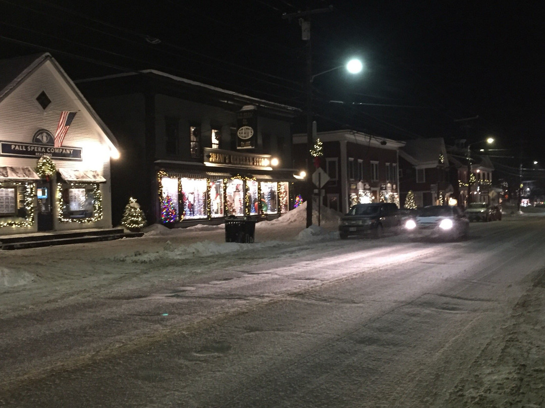 Shaw's General Store-斯托必去景点