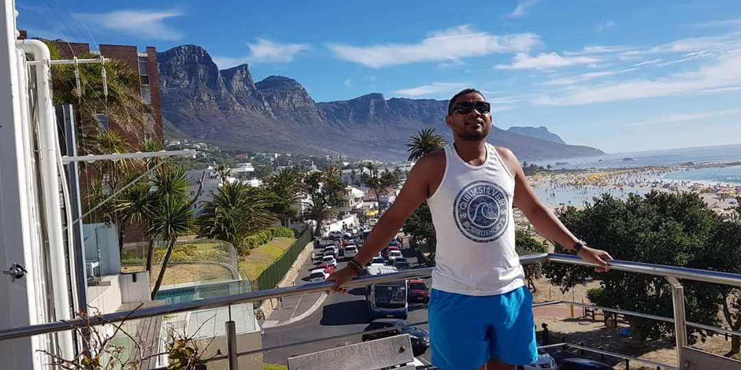 普利米大海城堡酒店主图