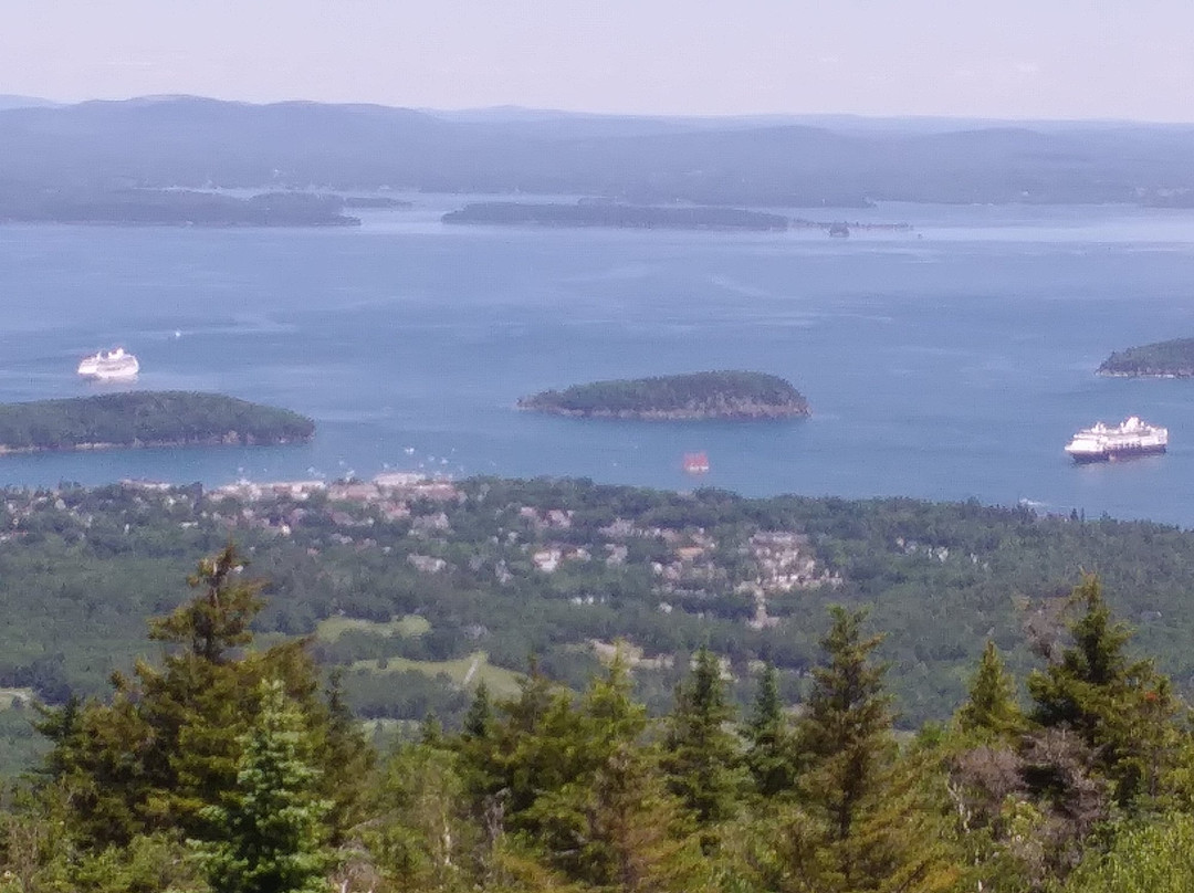 Crystal Coach Limousine-Eddington必去景点