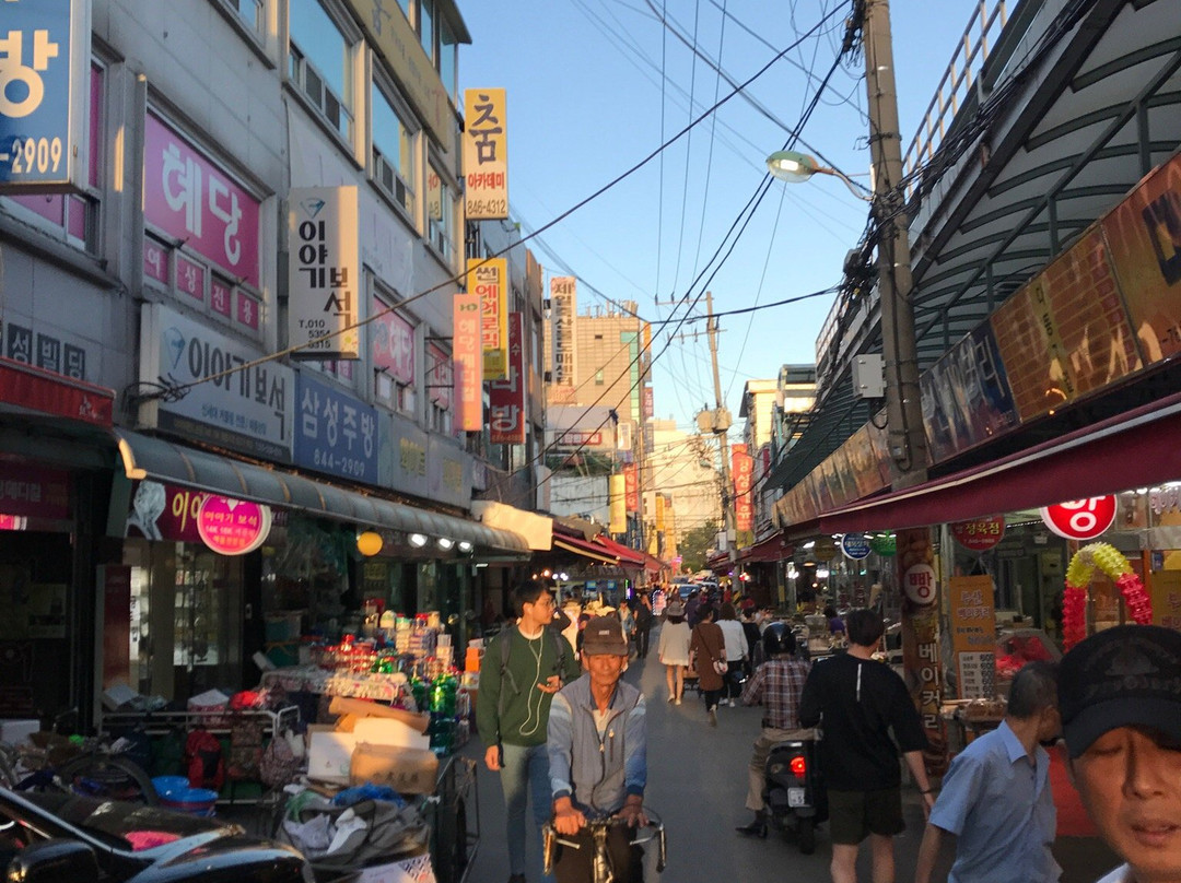 Uijeongbu Jeil Market-议政府市必去景点