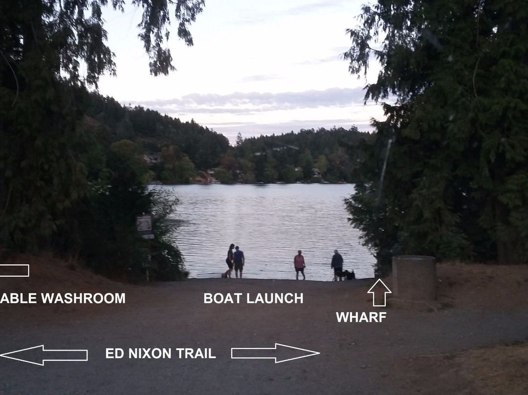 Langford Lake景点图片