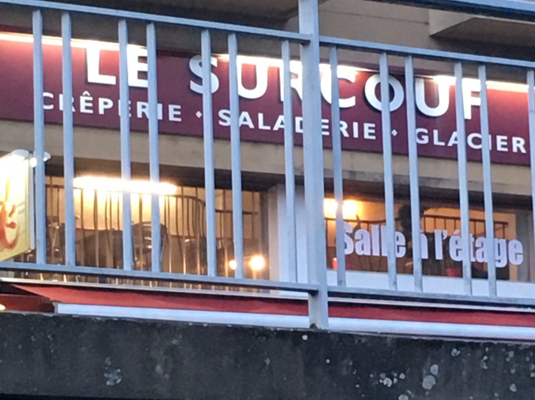 Saint-Jean-la-Poterie餐馆和美食-Le Surcouf