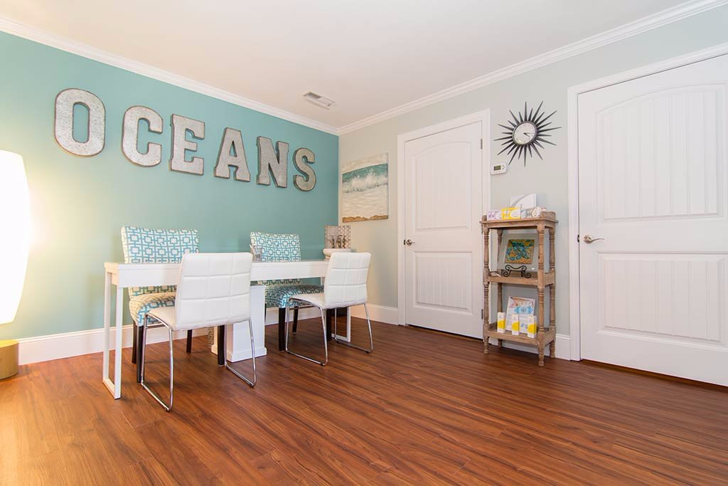 Oceans Massage and Skin Care景点图片