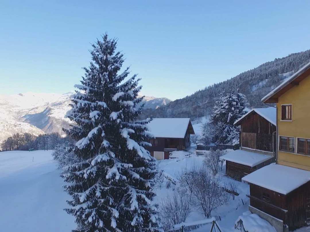 Auberge le Cheval Noir主图