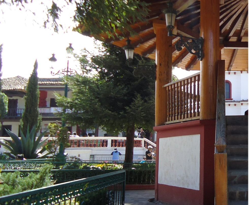 Plaza Municipal Jose Parres Arias-Mazamitla必去景点