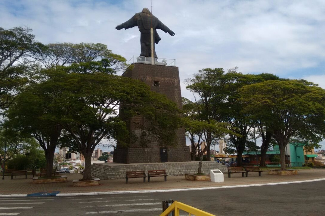 Monumento Cristo Rei景点图片
