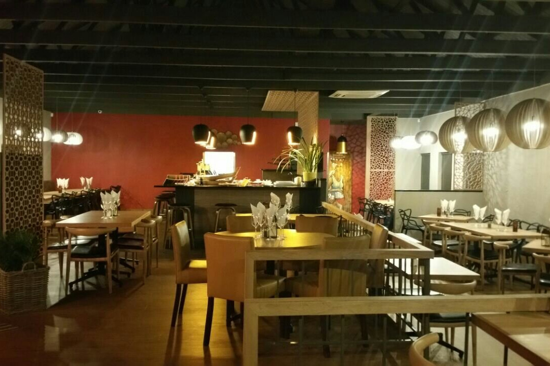 西索美塞餐馆和美食-Oceans 8 Seafood & Sushi