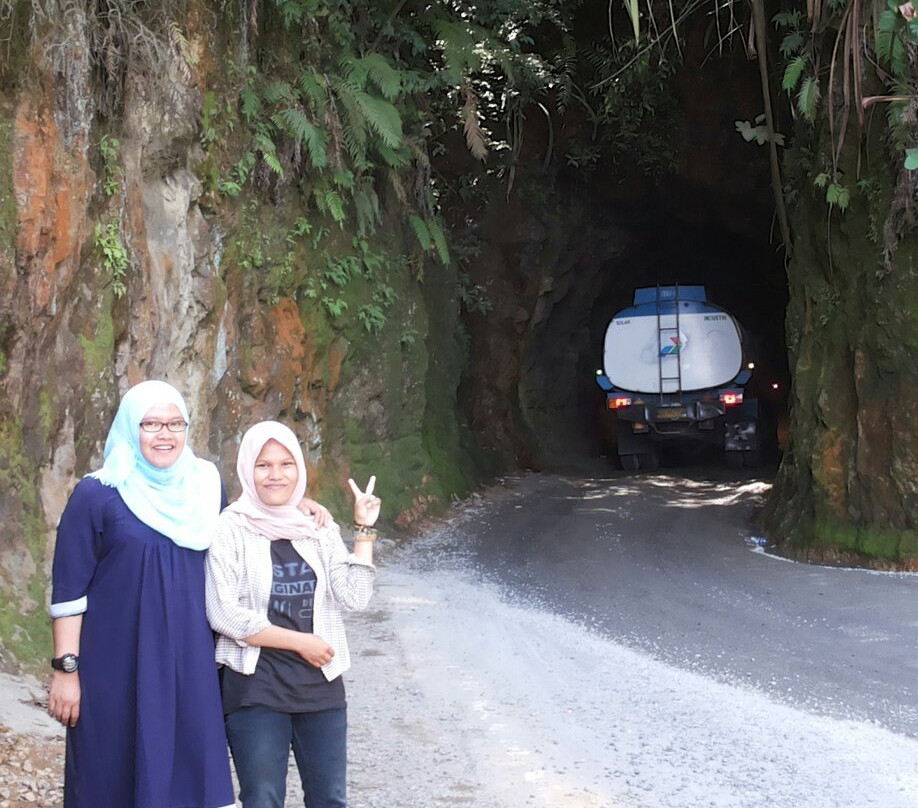 Batu Lubang Tunnels-Sibolga必去景点
