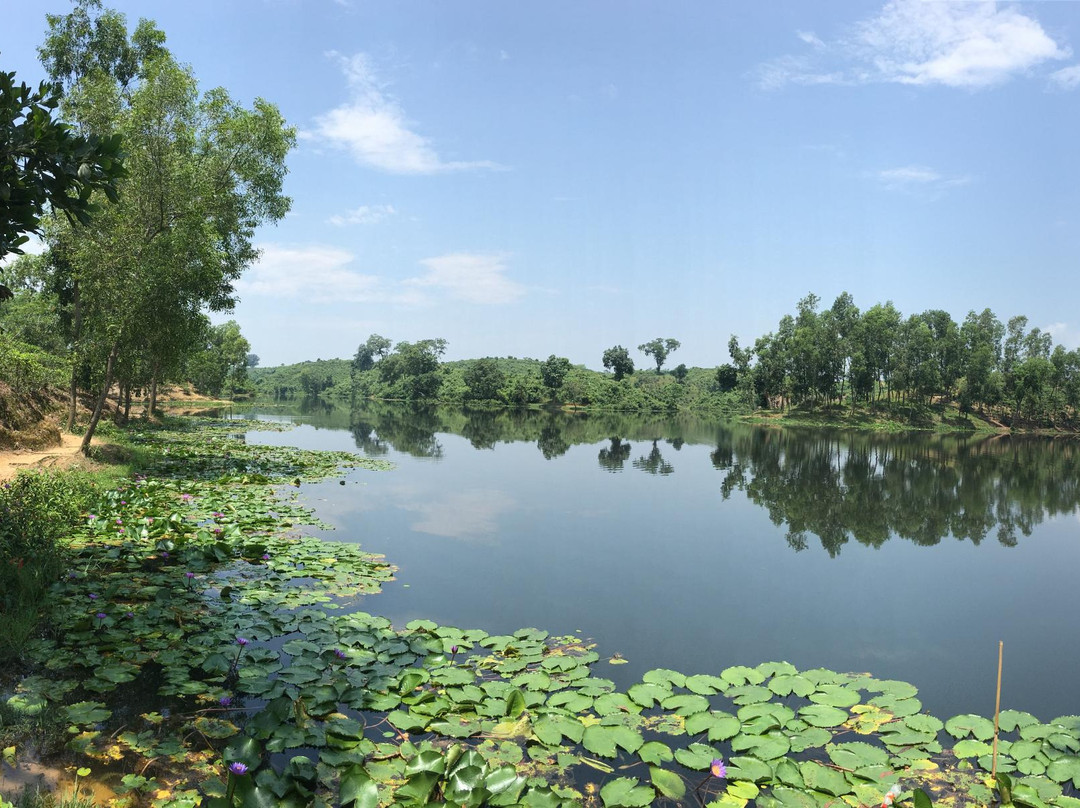 Madhabpur Lake景点图片
